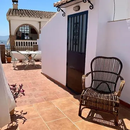 Townhouse In *